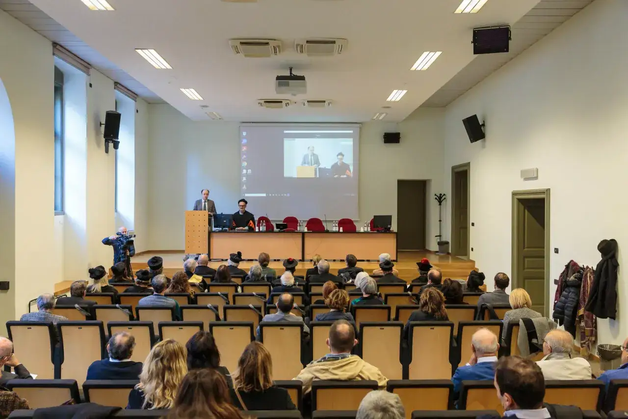 Aula gremita per un convegno: un'ottima occasione per capire dove studiare sociologia in Italia.